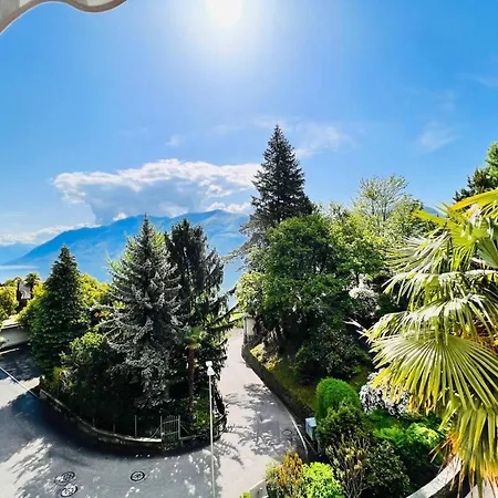 Sunny Modern View Relax Brissago